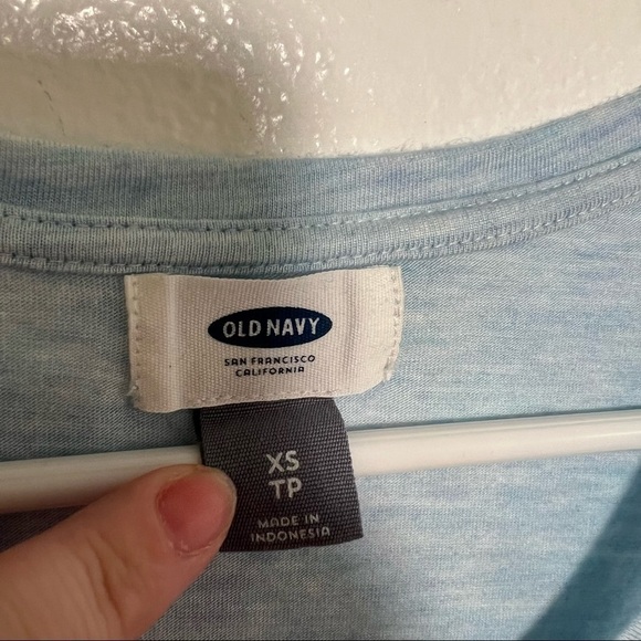 Old Navy Tulip Hem Tank Top Light Heather Blue - Picture 8 of 10
